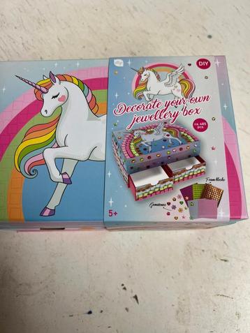 Versier je eigen sieradenkistje nu € 3,00 beschikbaar voor biedingen