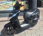 Scooter blauw kenteken snor peugeot kisbee 2020 4T, Fietsen en Brommers, Scooters | Peugeot, Ophalen of Verzenden, Zo goed als nieuw
