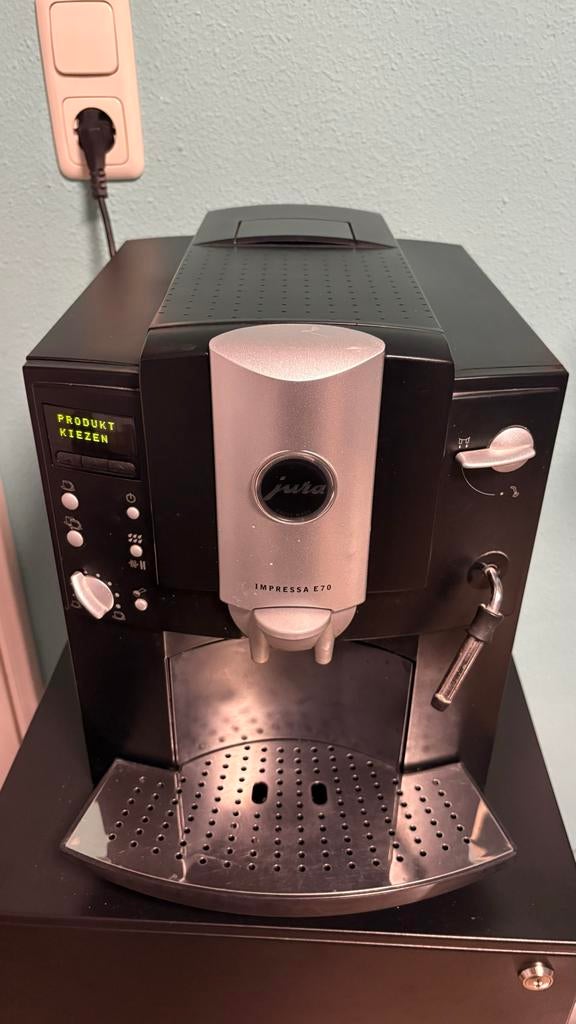 Jura Impressa E70 - Goed Werkend Koffie/Espresso Machine, Afneembaar waterreservoir, Gebruikt, Espresso apparaat, Koffiebonen