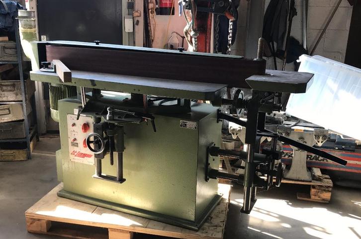 Oscillerende bandschuurmachine, Lasm Volpato, ster driehoek, Doe-het-zelf en Verbouw, Gereedschap | Schuurmachines, Gebruikt, Bandschuurmachine