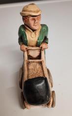 Vintage Beeldje Man met Grasmaaier, Ophalen of Verzenden