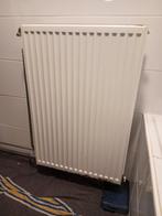 Witte radiator (60 x 90 cm) incl. Thermostaat radiatorknop, Doe-het-zelf en Verbouw, Verwarming en Radiatoren, Ophalen, Gebruikt