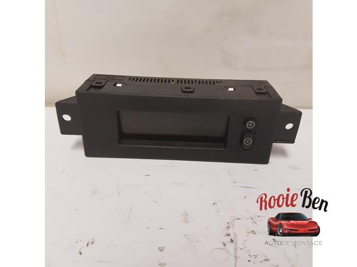 Display Interieur van een Opel Agila, Gebruikt, -, -, Opel