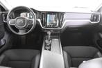 Volvo V60 2.0 D3 Momentum Pro *1ste Eigenaar*Leer*Navigatie*, Voorwielaandrijving, Zwart, 4 cilinders, Leder en Stof