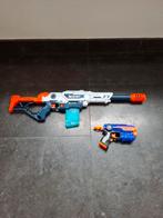 Nerf blasters 2 stuks en 40+ pijltjes, Verzamelen, Speelgoed, Ophalen of Verzenden, Zo goed als nieuw