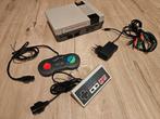 NASA NES Clone console with real NTSC 60hz Famicom chips, Ophalen of Verzenden, Gebruikt