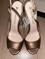 Trussardi Jeans Sandalen Beige/Bruin Maat 39, Kleding | Dames, Bruin, Nieuw, Ophalen of Verzenden, Schoenen met hoge hakken