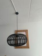 Zwarte Hanglamp Karwei, Huis en Inrichting, Lampen | Hanglampen, Ophalen, Zo goed als nieuw, Hout, 50 tot 75 cm