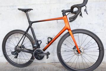 Giant TCR Advanced Pro Disc 0 top model van Giant 2024 beschikbaar voor biedingen