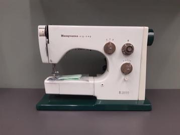 Husqvarna zigzag model 1020 naaimachine beschikbaar voor biedingen
