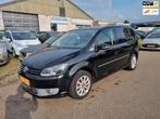 Volkswagen Touran 1.2 TSI Highline BlueMotion Bj:2011 NAP!, Auto's, Euro 5, 730 kg, Gebruikt, 4 cilinders