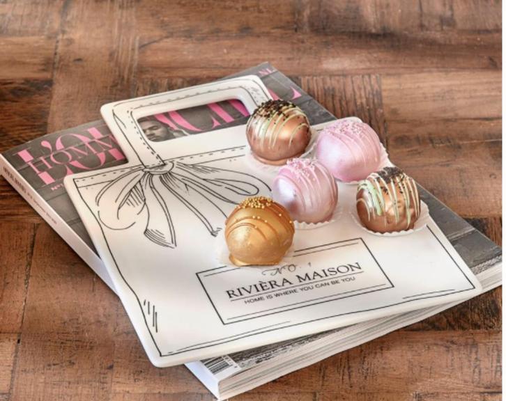 Opheffingssale 70% korting Riviera Maison schaal/ bag Plate, Huis en Inrichting, Keuken | Servies, Nieuw, Schaal of Schalen, Effen