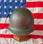 ORIGINELE US WW2 VROEGE M1 HELM A-SQUADRON AMOURED DIVISION, Ophalen of Verzenden, Landmacht, Amerika, Helm of Baret