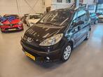 Peugeot 1007 1.4 Gentry, Auto's, Peugeot, 4 cilinders, 4 stoelen, Zwart, Origineel Nederlands