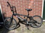 Royal Bugatti Tornado BMX, Fietsen en Brommers, Fietsen | Crossfietsen en BMX, Ophalen of Verzenden, Royal Bugatti Tornado, Voetsteunen