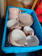 Krat vol grote soepkommen met schotels. TEAB, Huis en Inrichting, Keuken | Servies, Ophalen, Gebruikt, Effen, Kom(men)
