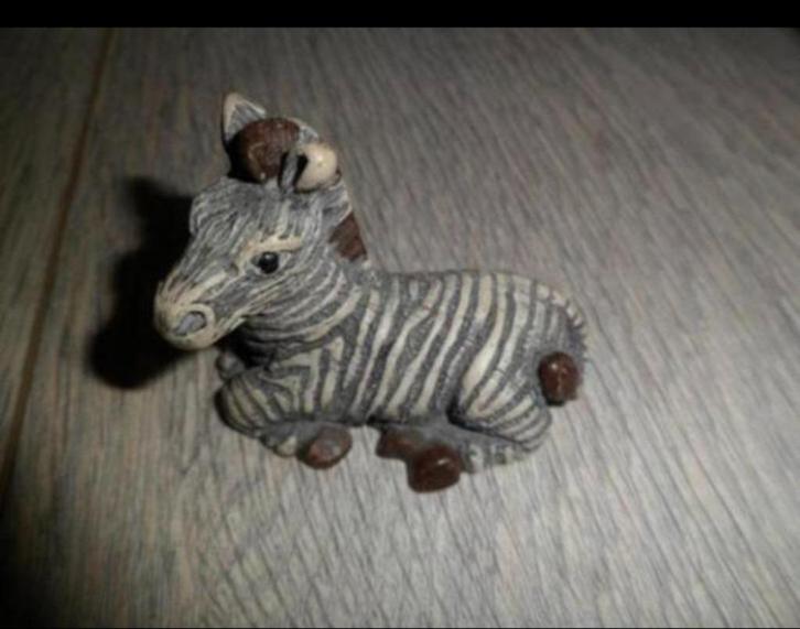 Klein zebra beeldje, Verzamelen, Beelden en Beeldjes, Gebruikt, Dier, Ophalen of Verzenden