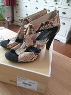 Michael Kors sandaaltjes mt 38, Kleding | Dames, Schoenen, Ophalen of Verzenden, Zo goed als nieuw, Sneakers of Gympen