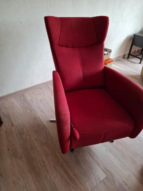 2x prominent relaxfauteuils, Huis en Inrichting, Fauteuils, Gebruikt, Stof, 50 tot 75 cm, Minder dan 75 cm, Ophalen