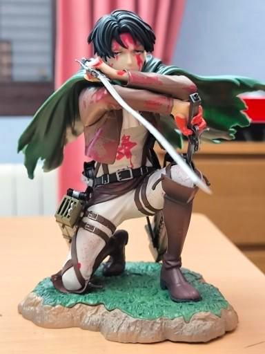 Levi Ackerman Figuur - Attack on Titan, Verzamelen, Poppetjes en Figuurtjes, Zo goed als nieuw, Ophalen of Verzenden