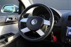 Volkswagen Polo 1.6-16V Cross AUTOMAAT | Nieuwe APK | Airco, Auto's, Stof, Zwart, 4 cilinders, Zwart