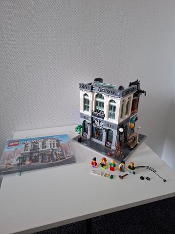 Lego 10251 - Brick Bank  beschikbaar voor biedingen