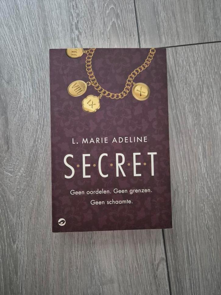 Secret - L. Marie Adeline - Nieuw boek, Boeken, Romans, Ophalen of Verzenden