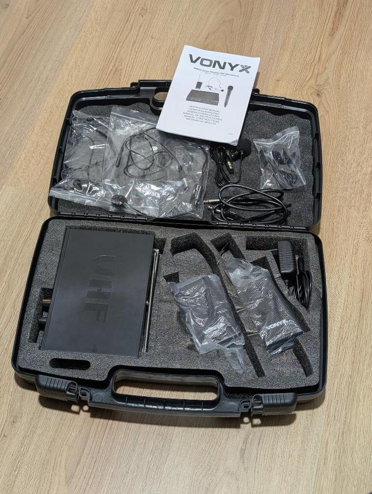 Nieuwe VONYX WM522 microfoon set 2 kanaal, 4 microfoons, Muziek en Instrumenten, Microfoons, Nieuw, Zangmicrofoon, Draadloos, Ophalen of Verzenden