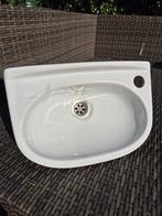 Mooi wit Sphinx toiletfonteintje, Doe-het-zelf en Verbouw, Ophalen, Gebruikt, Steen, Wastafel