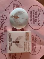 Nieuw! Charlotte Tilbury Airbrush Brightening Flawless, Ophalen of Verzenden, Nieuw, Gehele gezicht, Make-up