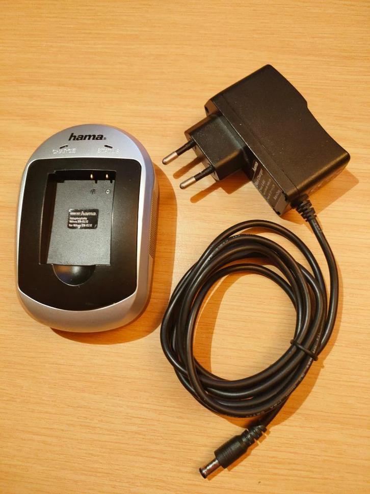 Hama Acculader voor Nikon EN-EL12 accu's + 12V adapters, Audio, Tv en Foto, Fotografie | Accu's en Batterijen, Zo goed als nieuw