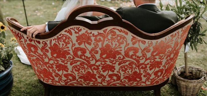 Antiek Biedermeier trouwbankje / bank, Huis en Inrichting, Banken | Sofa's en Chaises Longues, Gebruikt, Tweepersoons, Minder dan 150 cm