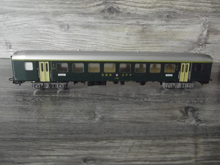 marklin 4066 personenrijtuig, Hobby en Vrije tijd, Modeltreinen | H0, Gebruikt, Wagon, Wisselstroom, Märklin, Analoog, Ophalen of Verzenden