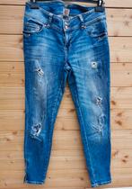 Bershka spijkerbroek mt. 40, Kleding | Dames, Bershka, Zo goed als nieuw, W30 - W32 (confectie 38/40), Verzenden