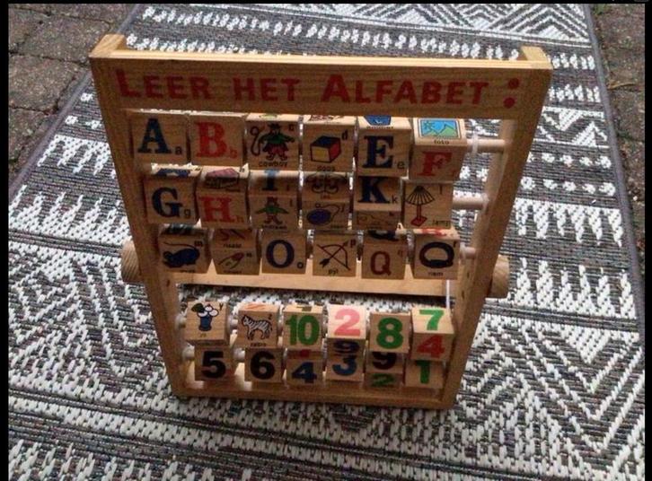 Oud houten rekje Alfabet lees de info!, Antiek en Kunst, Antiek | Speelgoed, Ophalen of Verzenden