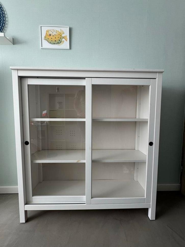 IKEA Vitrinekast - Mooie staat!, Huis en Inrichting, Kasten | Vitrinekasten, Zo goed als nieuw, 100 tot 150 cm, 50 tot 100 cm