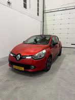 Renault Clio 0.9 TCE 66KW 5-DRS 2015 Rood, Auto's, Renault, Voorwielaandrijving, 898 cc, 40 €/maand, 540 kg