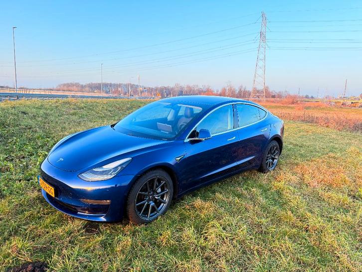 Tesla Model 3 Long Range AWD - Deep Blue Metallic – Trekhaak, Auto's, Tesla, Particulier, Model 3, 360° camera, 4x4, ABS, Achteruitrijcamera