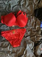 Rode lingerie set, Kleding | Dames, Badmode en Zwemkleding, Ophalen, Zo goed als nieuw, Rood, Bikini