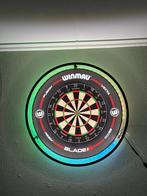 Darts set winmau, Sport en Fitness, Darts, Ophalen of Verzenden, Zo goed als nieuw, Dartbord