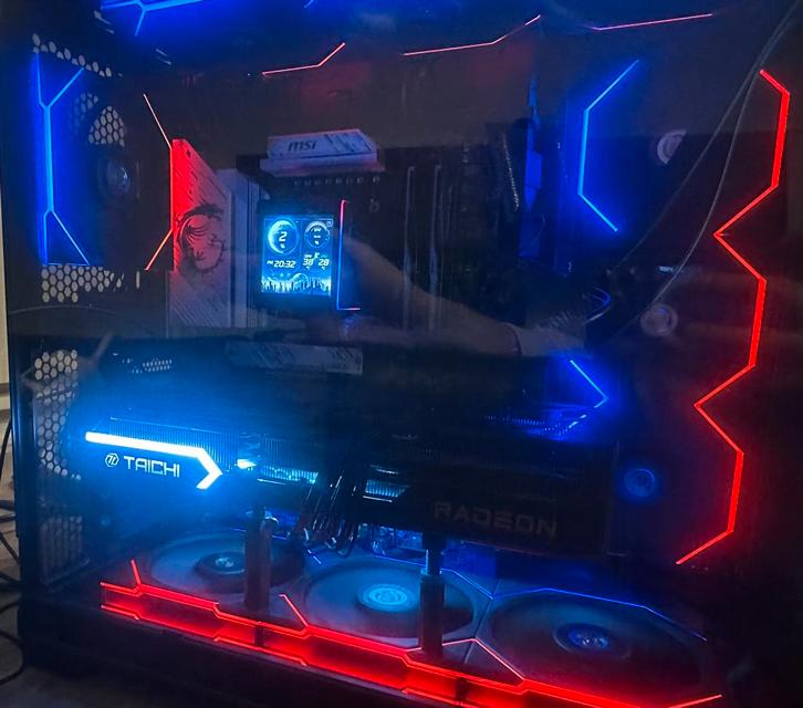 High end Game Pc 9070XT R7 7800X3D, Computers en Software, Desktop Pc's, Zo goed als nieuw, 4 Ghz of meer, Gaming, Ophalen of Verzenden