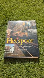 Het spoor, 150 jaar spoorwegen in nl, Ophalen of Verzenden, 20e eeuw of later, Gelezen