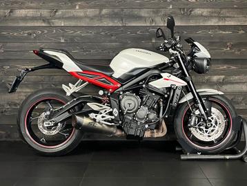 Triumph STREET TRIPLE R (bj 2018) beschikbaar voor biedingen