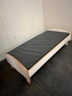 Leuke 1 persoons bedden, Ophalen, 90 cm, Eenpersoons, Zo goed als nieuw