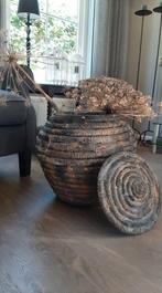 Stoere grote oude mand ( leemmand  / stromand ), Ophalen, Zo goed als nieuw, Rond, Riet