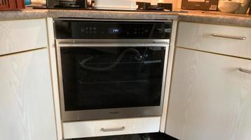 Whirlpool oven beschikbaar voor biedingen