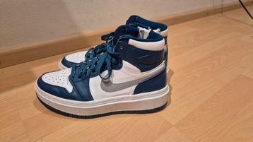 Nike Air Force 1 - Maat 41 - Zo goed als nieuw beschikbaar voor biedingen