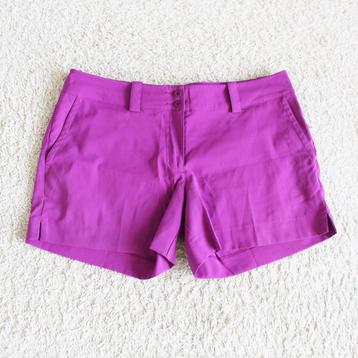 Mooi Nike Broekje - 80 (Maat 44) € 25,- beschikbaar voor biedingen