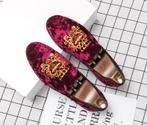 Rode fluwelen heren loafers schoenen mocassins luxe sjieke, Kleding | Heren, Schoenen, Verzenden, Nieuw, Overige kleuren, Loafers