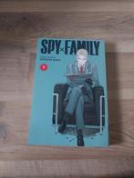 Spy family boek, Ophalen of Verzenden, Zo goed als nieuw